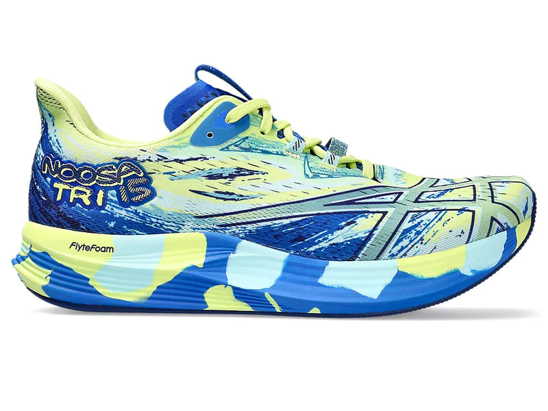 Lateral view of the Men's Noosa Tri 15 in Illusion Blue/Aquamarine