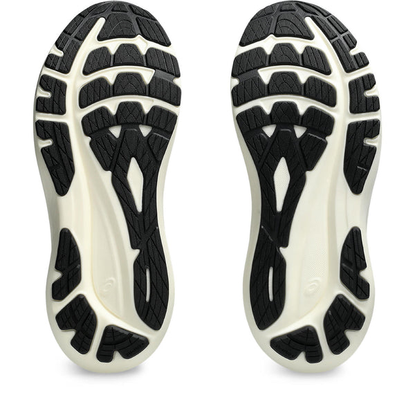 The outsole on the GT-2000 has move rubber than many ASICS shoes since the durability is a big feature of this shoe.