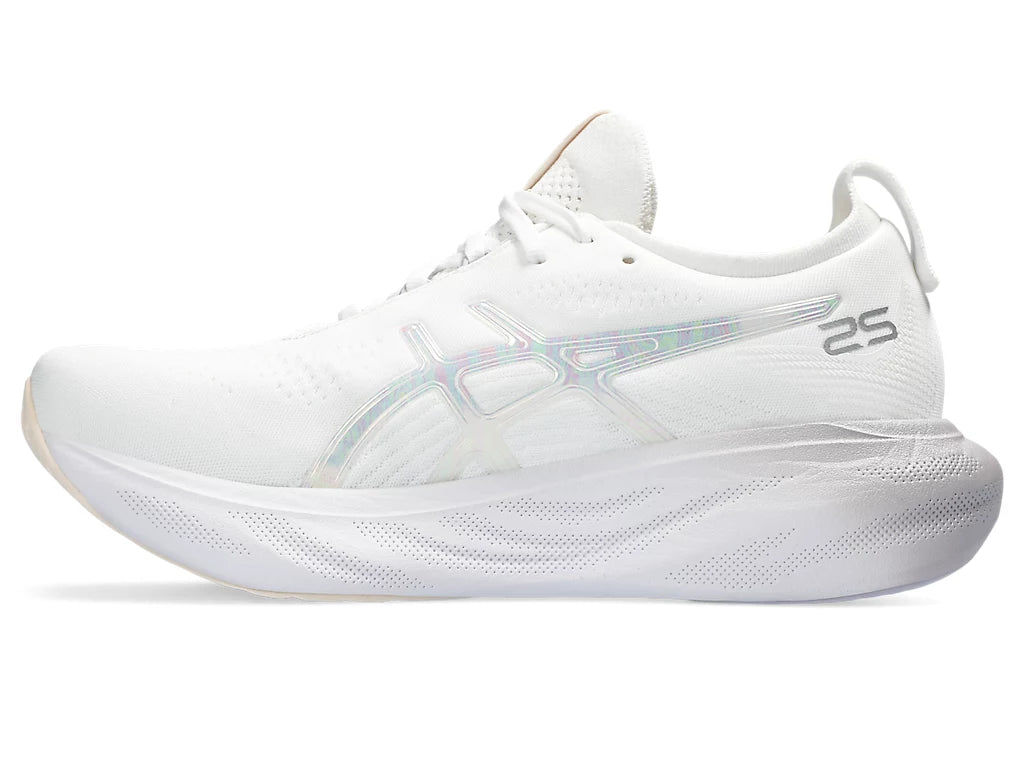 Medial view of the Women's Nimbus 25 in Anniversary White/Rose Dust