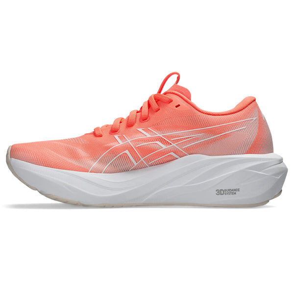 3D Guidance system is printed on the medial side of the midsole.
