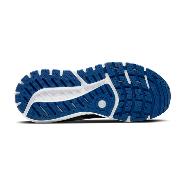 The outsole of the Beast 24 has a lot of rubber for great traction and durability.
