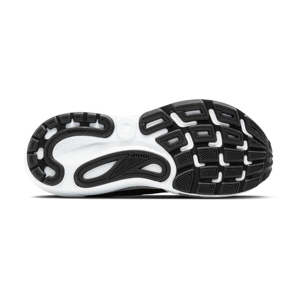 The outsole of the Adreanline 24 has a bit more rubber than some running shoes since people with more pronation will wear this shoe and they often create more wear on the outsole.