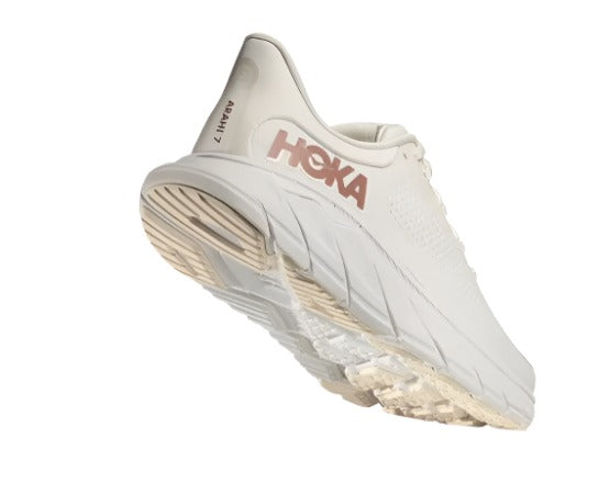 midsole view of womens arahi 7