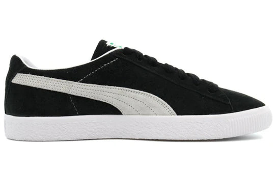 Puma didn’t set out to be legendary when the Suede was released back in 1968. It just sort of happened. This version is black with a white midsole and logo
