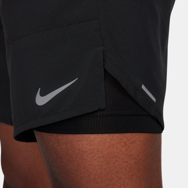 side view of mens 7" 2N1