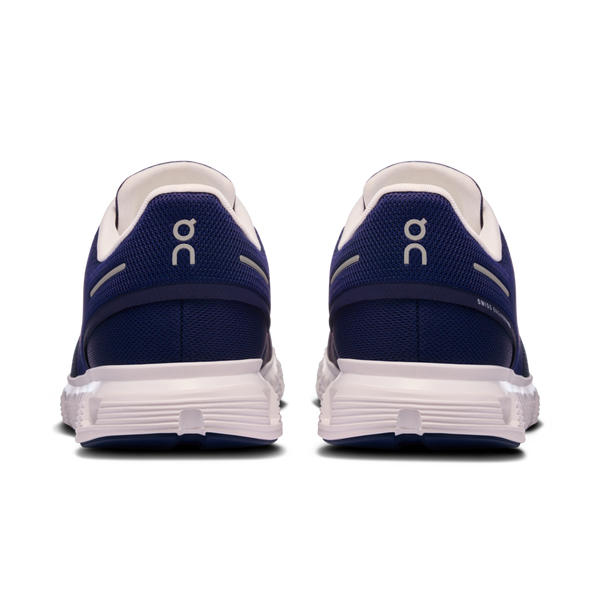 The heel area of the Cloud 6 has an overlapping layer that looks great.