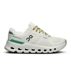 From toe to heel, each element of the Cloudrunner 2 is designed to support your foot during movement.