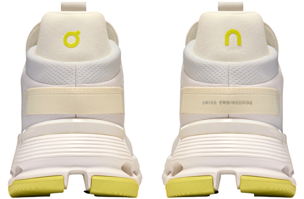 The speedboard is attached to the heel clip for support and heel hold.