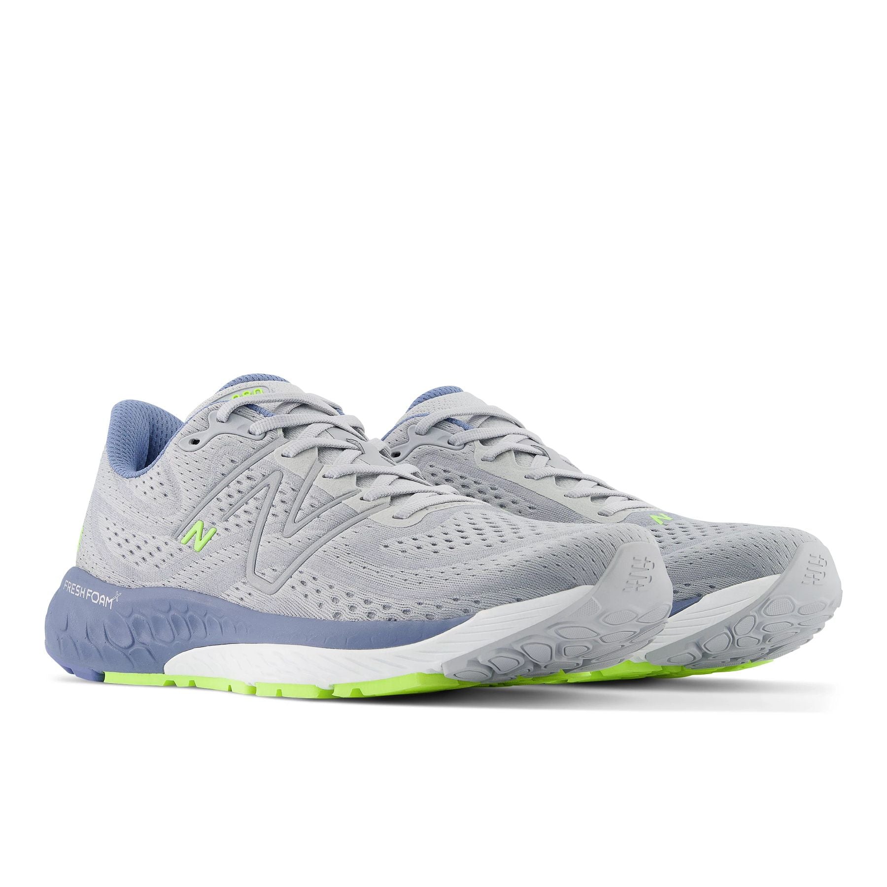 Front angle view of the Men's 880 V13 by New Balance in the color Aluminum Grey/Mercury Blue