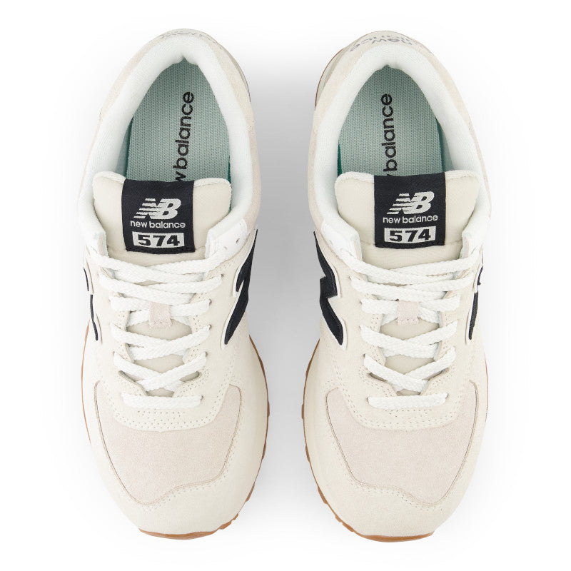The top down of these 574' show an all white upper with black tongue tag and N logo on the sides