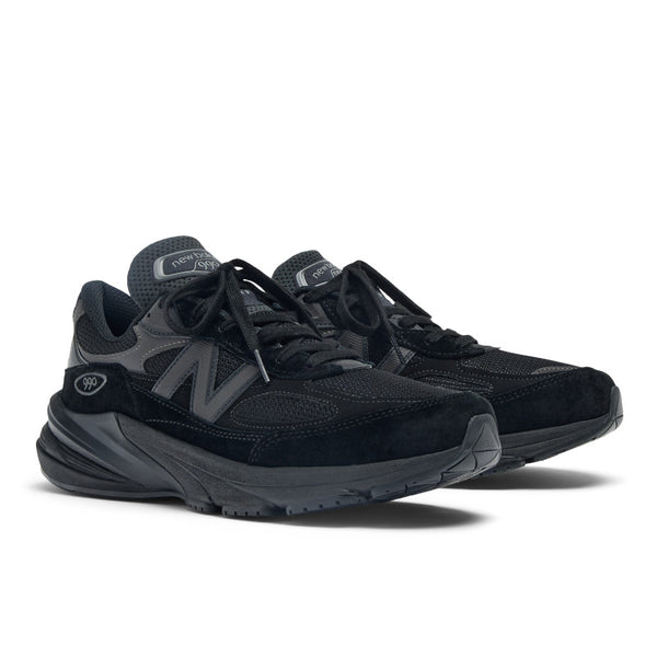 This shoe from NB has the model name 990 written on the tongue.