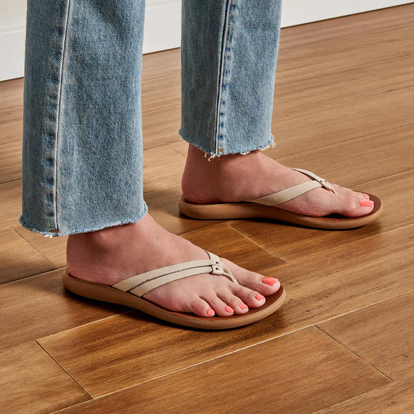 front view of womens kapehe