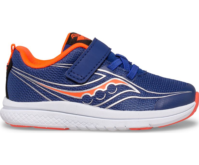 An airy mesh upper makes the Kid's Kinvara 13 lightweight and durable, and a reinforced toe and heel ensures it can go the distance. Its lace-up closure guarantees a secure fit, and an antimicrobial lining cuts back on funk.