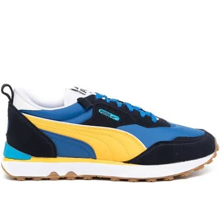 Past meets future in the Rider FV. This kick combines nostalgic elements with contemporary cues, for a look that celebrates the past while standing firmly in the present. An archive-inspired upper and fresh tooling round out this future-retro silhouette.