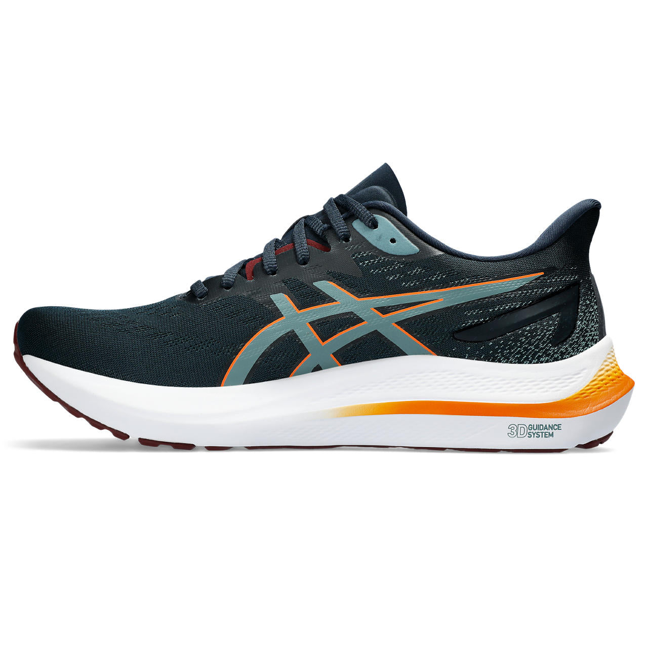 The medial size of te men's GT 2000 has a large ASICS logo
