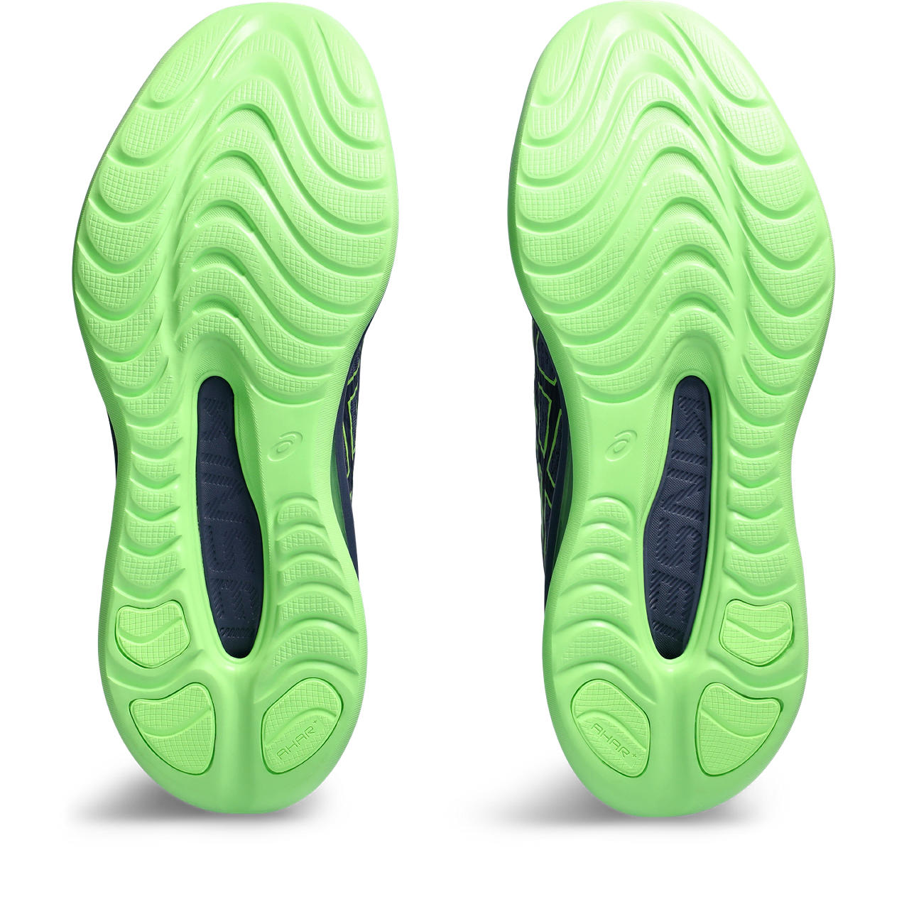 The outsole of the Kinsei Max helps to tell the story of the shoe.  In this case the soft and cushioned midsole comes right to the ground