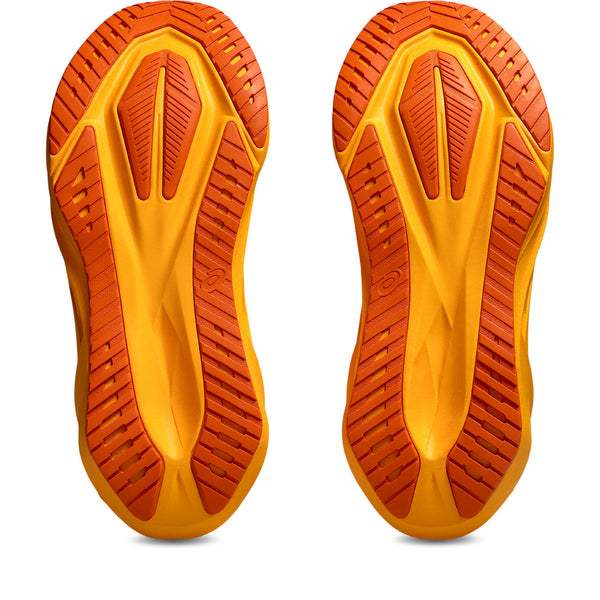 The outsole of this Men's ASICS shoes are all orange, just like the upper.