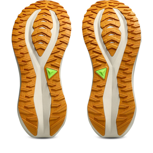 Bright orange rubber is used on the outsole.