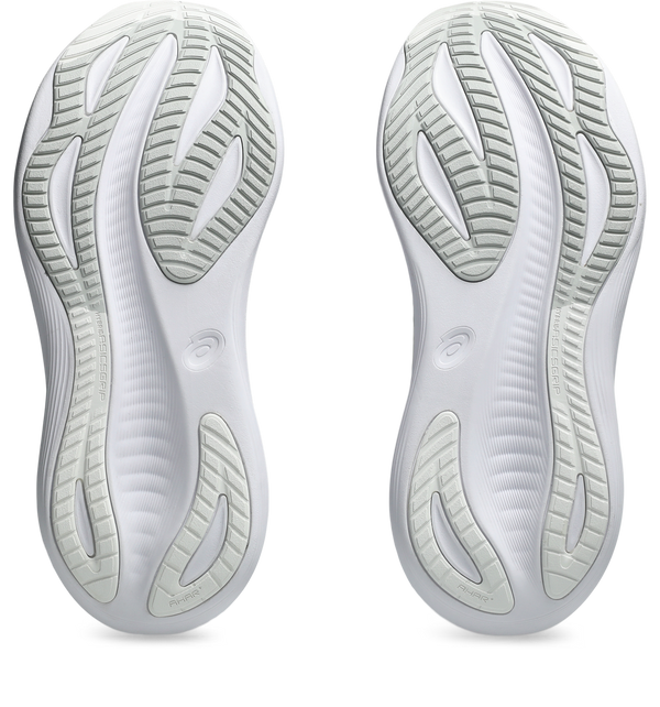 Grey rubber is used on the outsole of this shoe. 