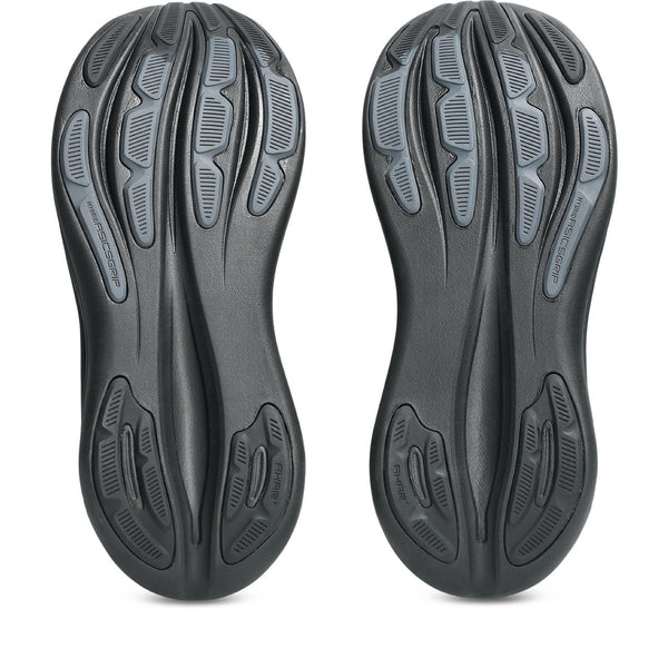 Black rubber is used on the outsole. 