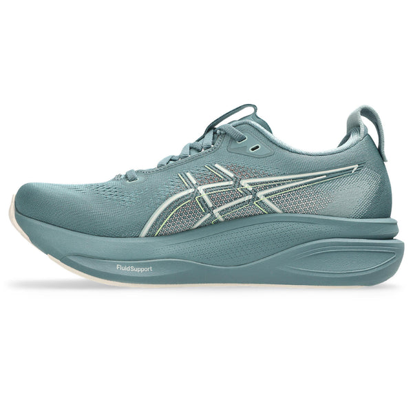 There are 2 distinct layers in the midsole. 