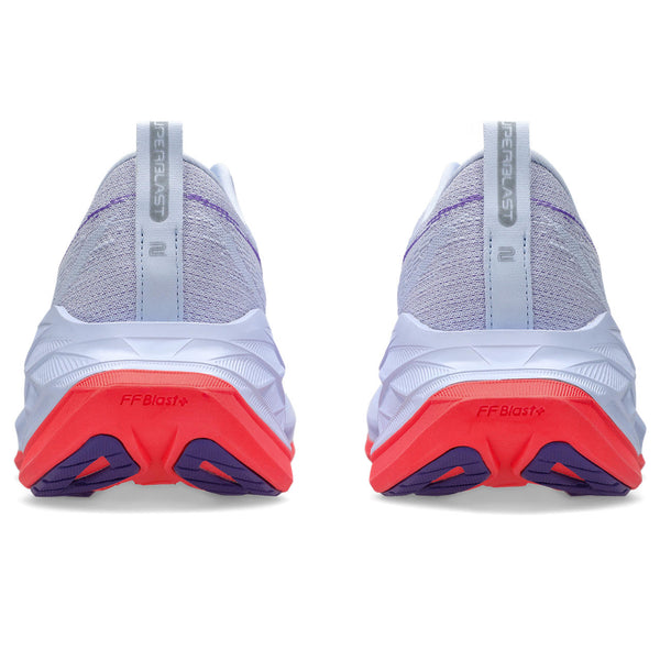 FF Blast is written horizontally on the heel of the midsole. 