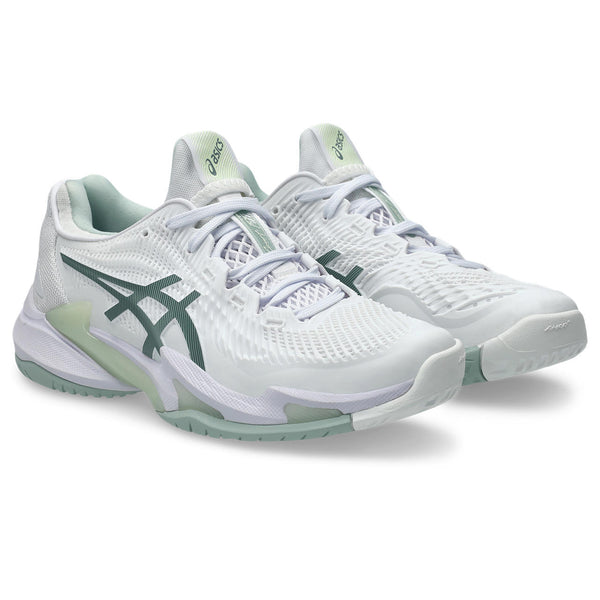 White and green Court FF 3 tennis shoe with a brand logo on a white background