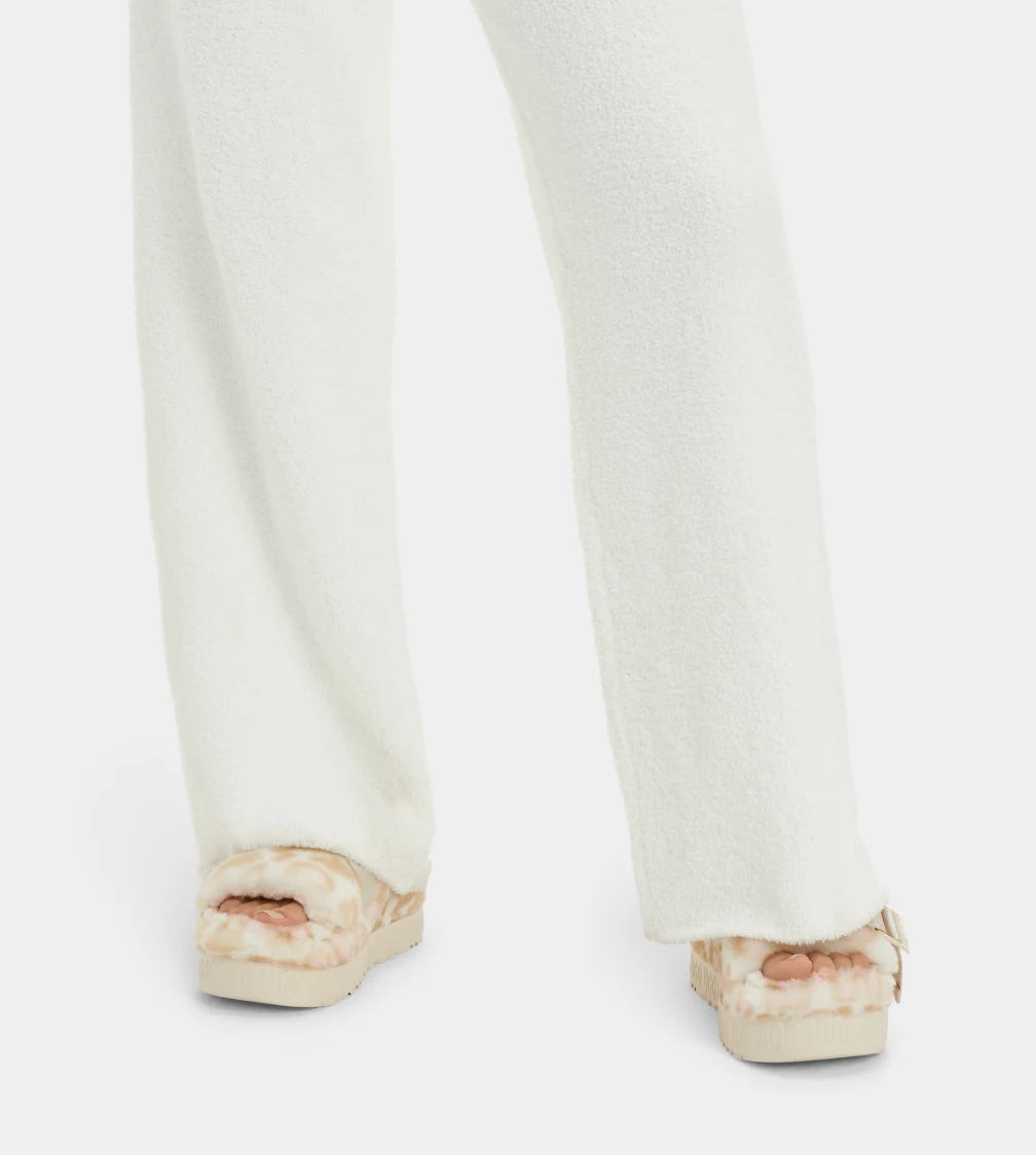 Front view of womens UGG pant