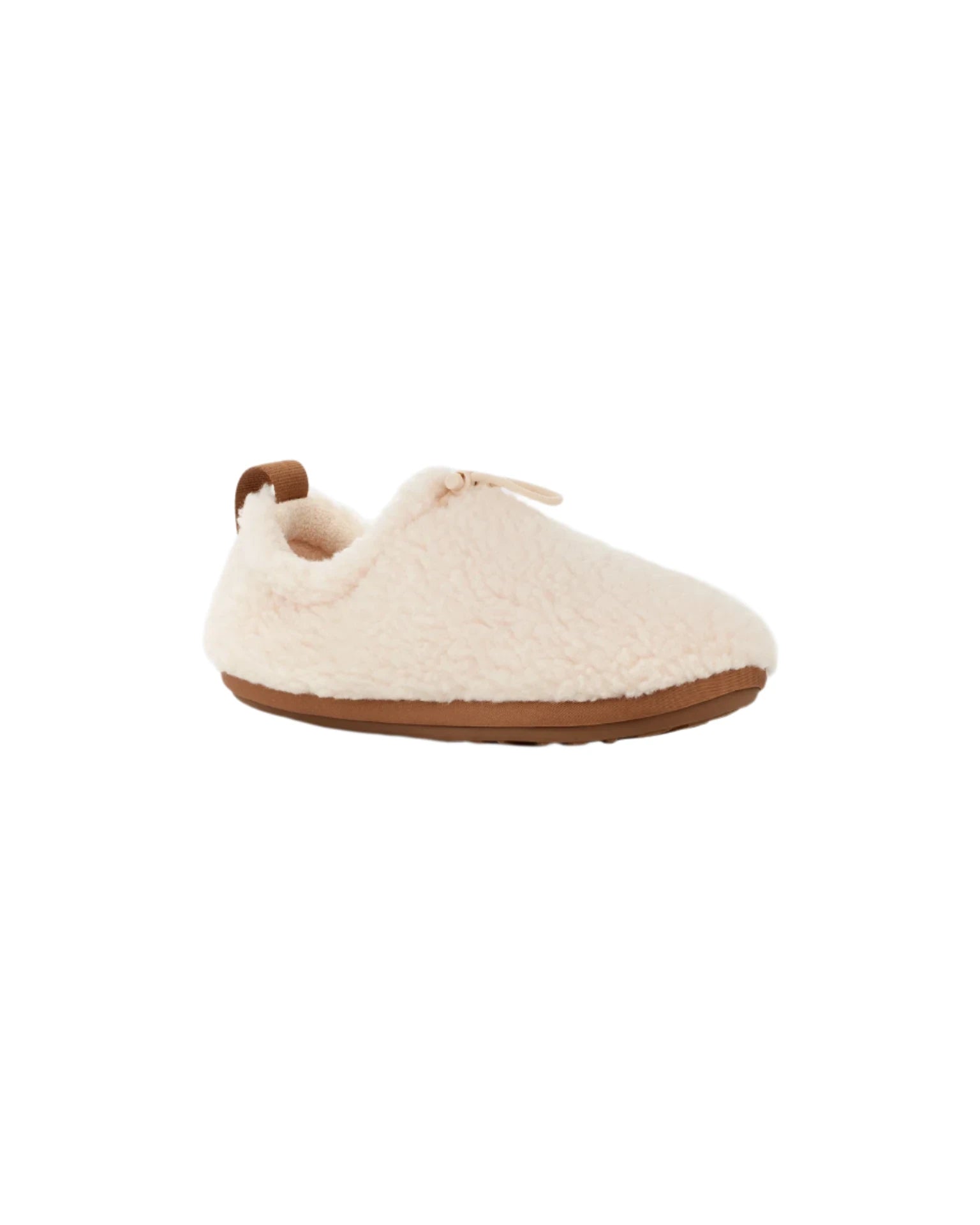 The outsole and highlights of this slipper are chestnut