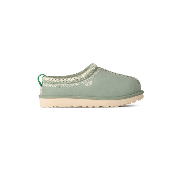 Light green slipper with tan accents