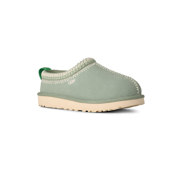 Light green slipper with tan accents
