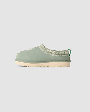 Light green slipper with tan accents