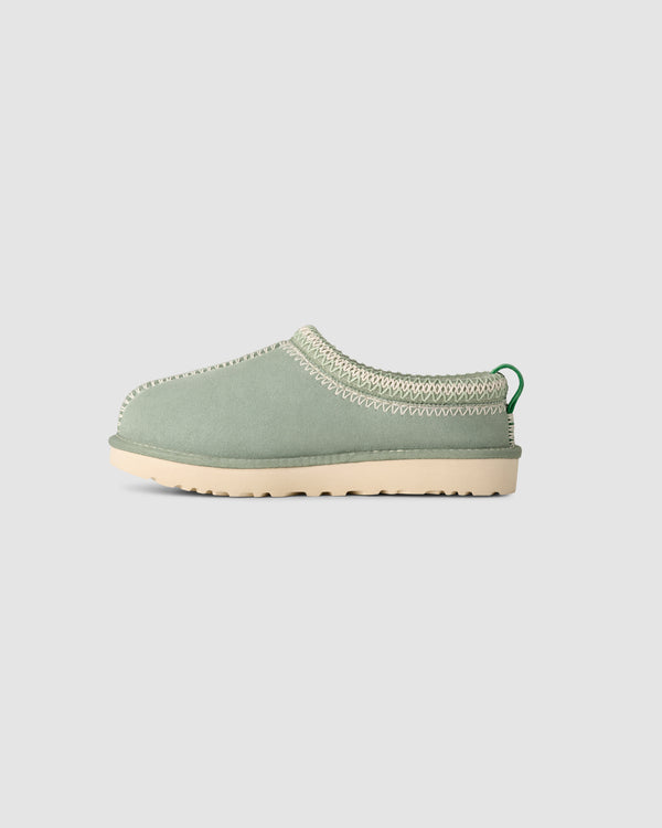Light green slipper with tan accents