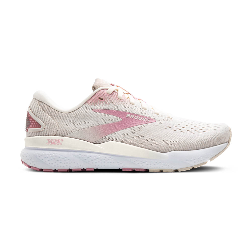 This Women's Ghost 16 has a very soft Pink color that looks fashionable