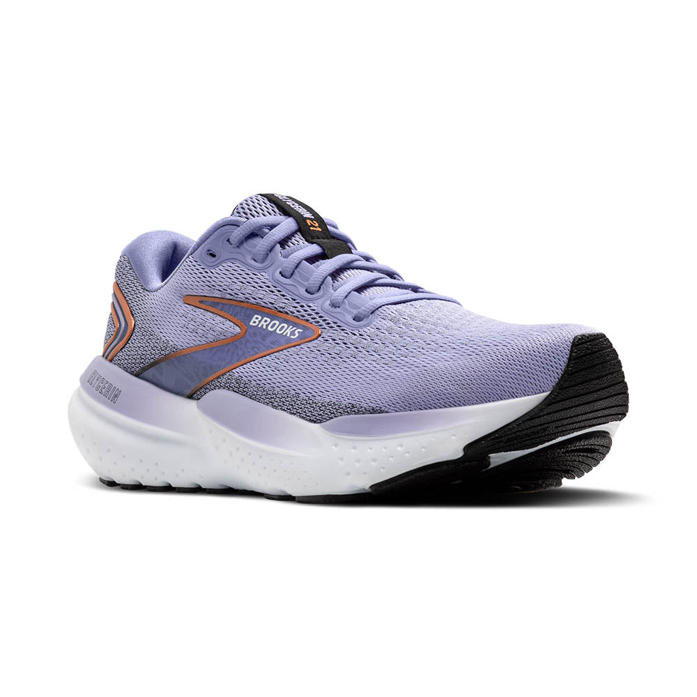 This Brooks Glycerin 21 running shoe comes in a lavender upper color adn white midsole