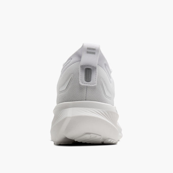 The DNA Tuned technology provides more comfort underfoot.