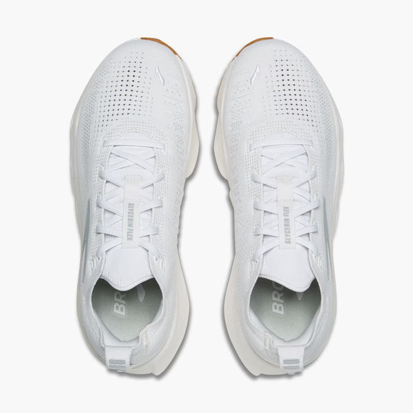 DNA tuned is printed on the medial side of the midsole