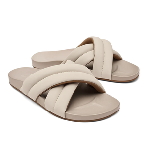 side view of womens hila sandal