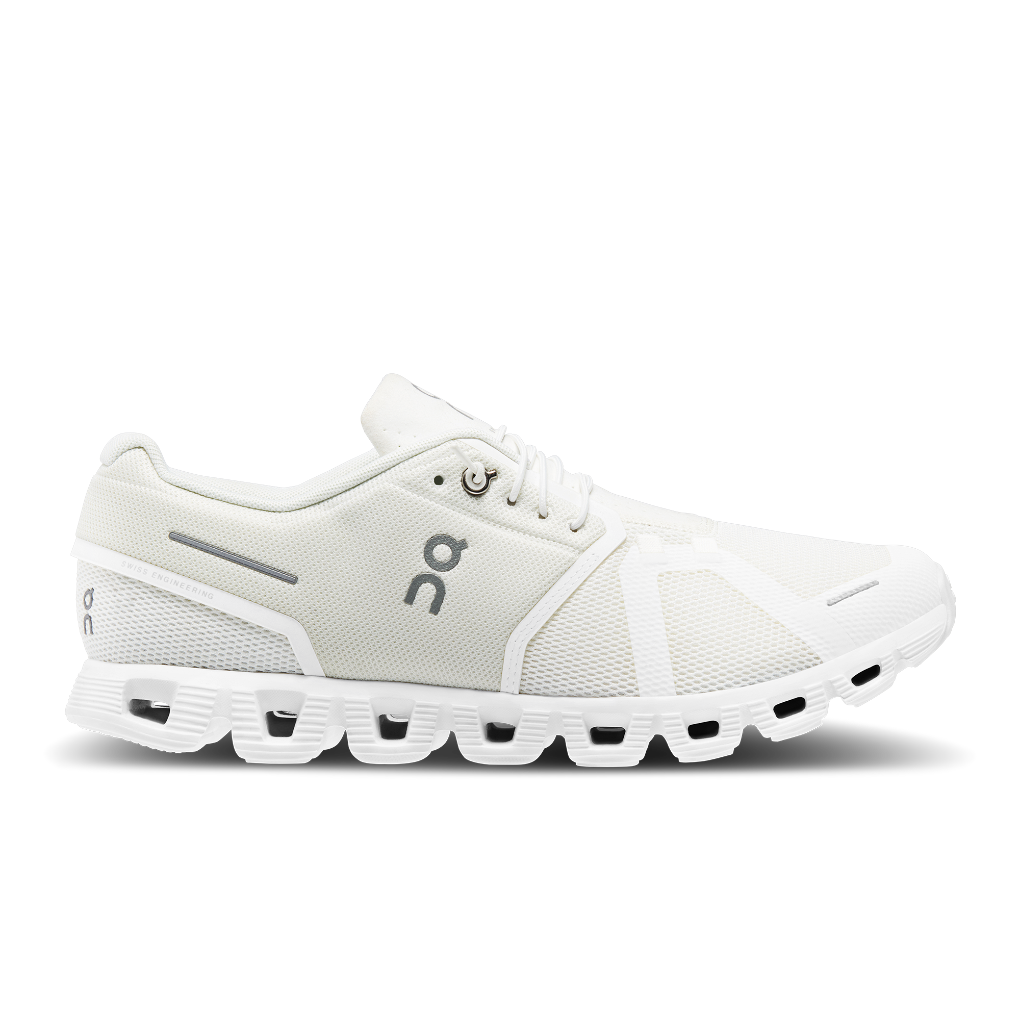 Lateral view of the Men's Cloud 5 by ON in the color Undyed White/White