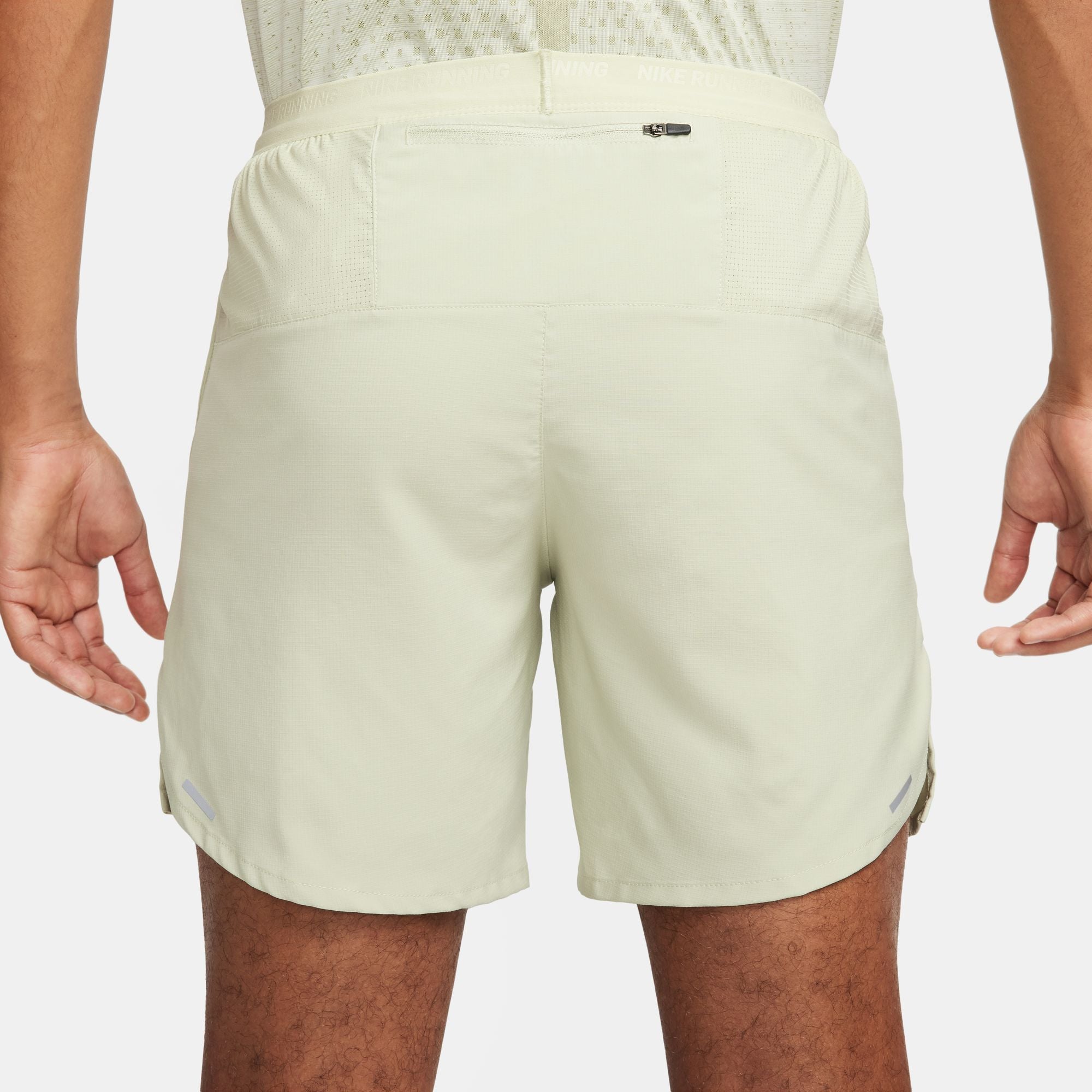 back view of mens 7" short
