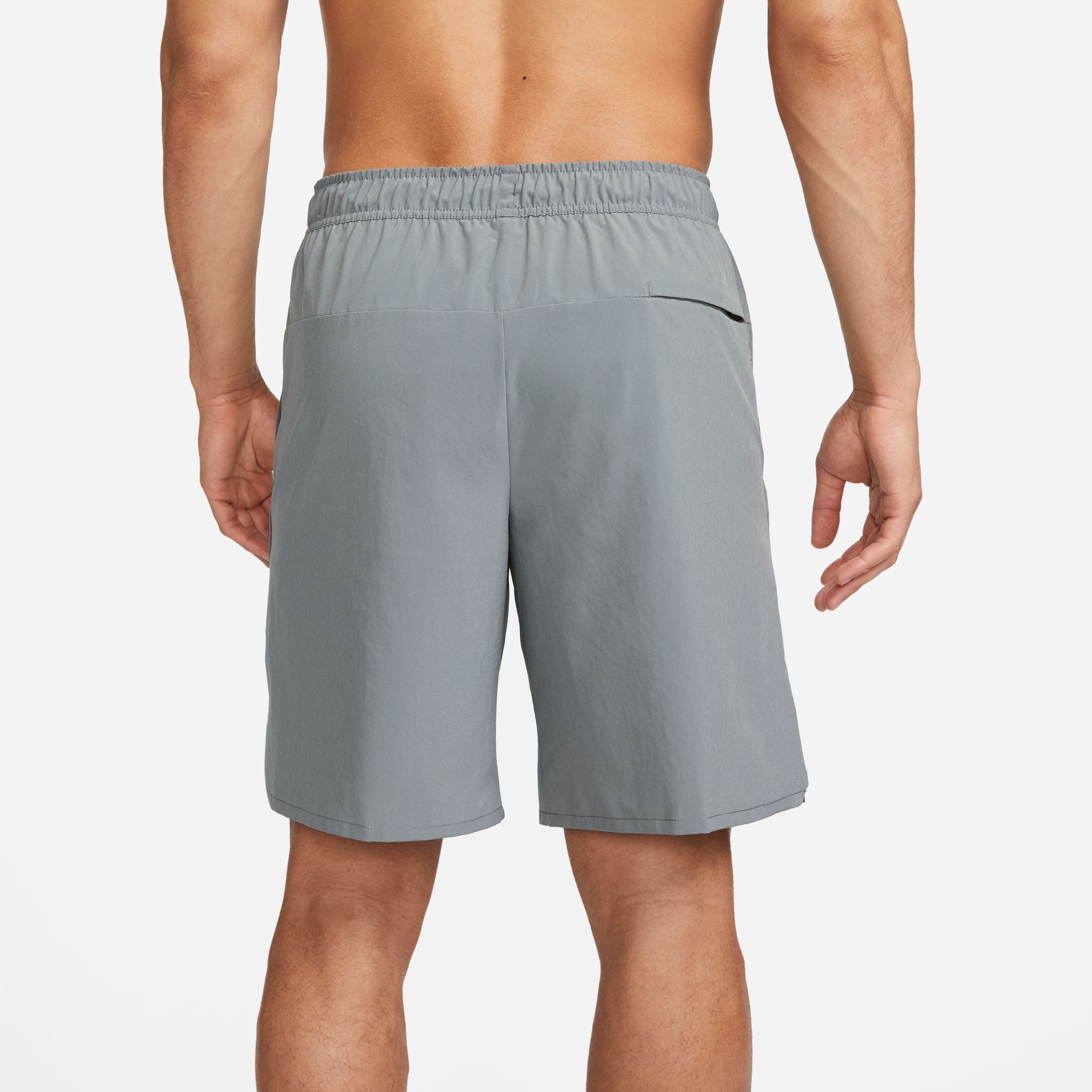 back view of mens 9" short