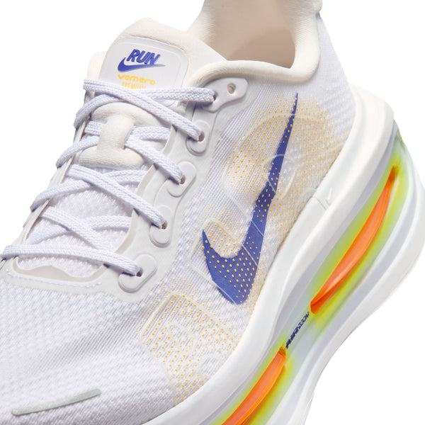 A close up of the Men's Vomero Premium with a blue swoosh and a comfy looking upper.