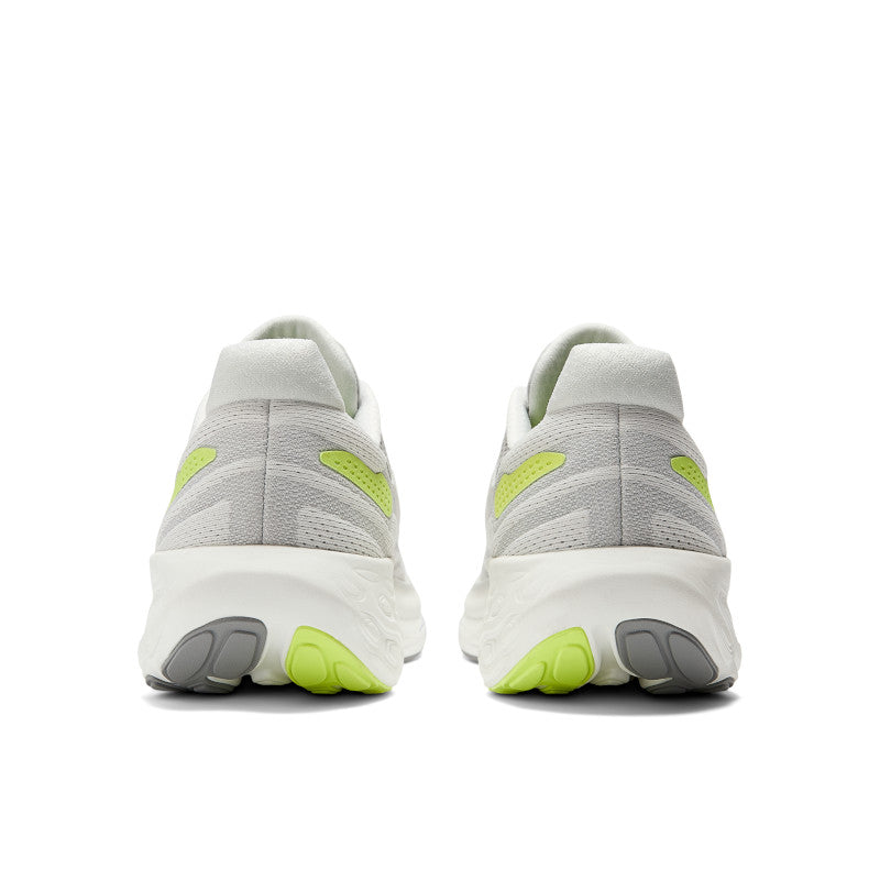 The medial and lateral side of the heel has the only pop of color on this shoe, with a bit of bright green
