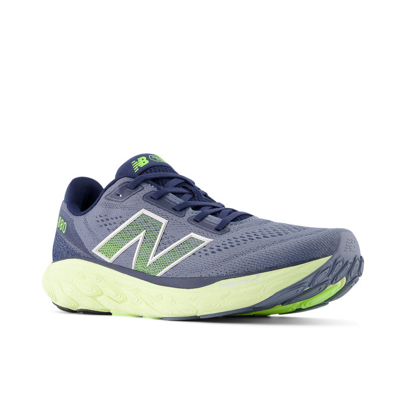 Whatever your preferred running routine looks like, there’s no shoe that handles it quite like the New Balance 880. The Fresh Foam X 880v14 is an evolution in everyday reliability, featuring superior underfoot cushioning and a structured, supportive upper.