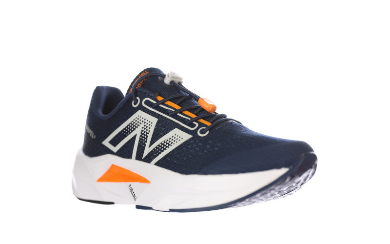 The Kid's Propel running shoe fro NB has a bungee system to make lacing and tighening the shoe very easy