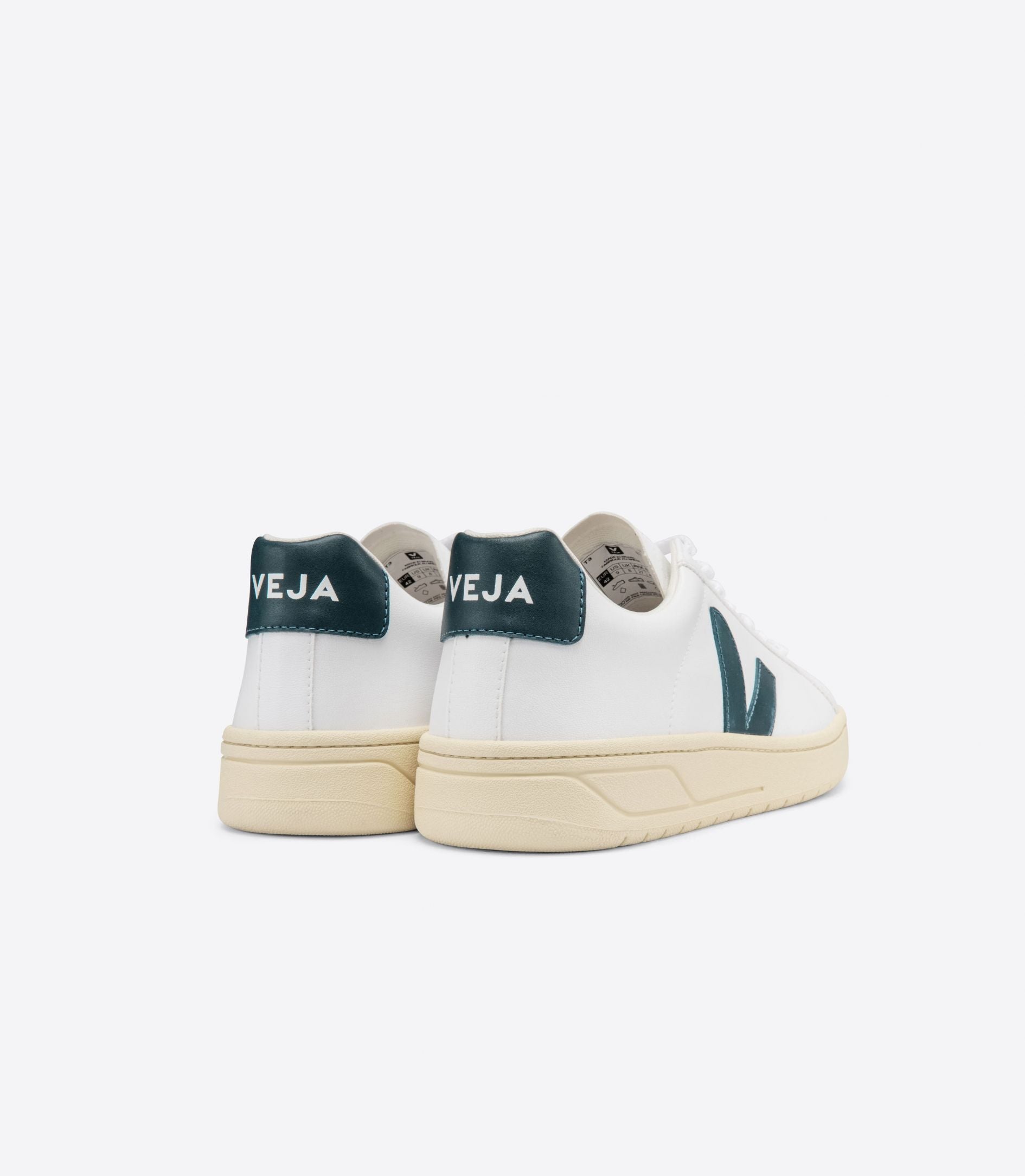 Back angle view of the Women's Urca by VEJA in the color White/Nautico