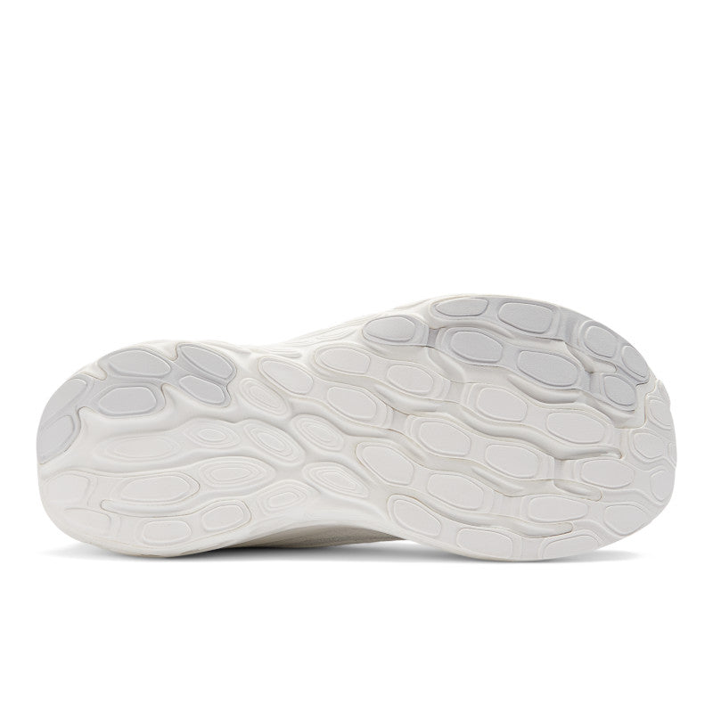The outsole of the women's 1080 V13 has a lot of pods for cushion and atraction