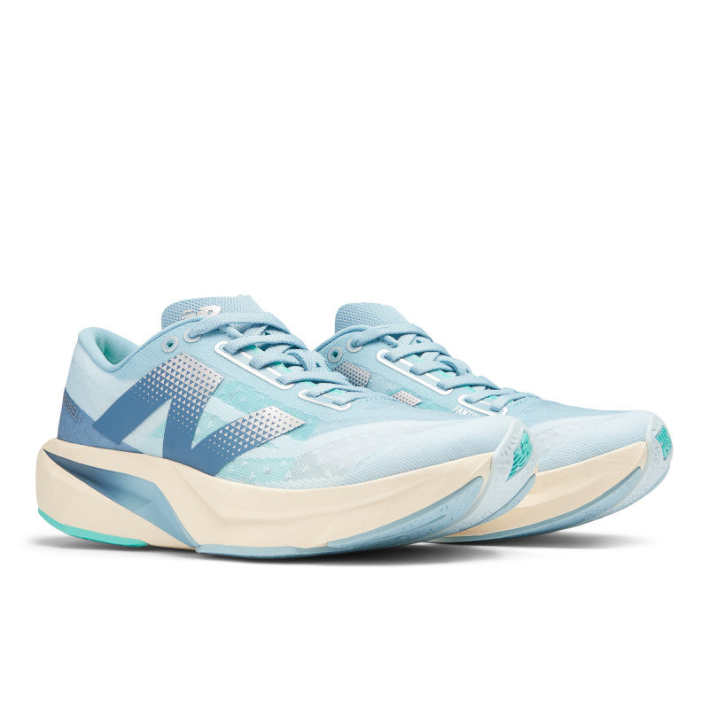 The Women's Rebel V4 is extrememly lightweight 