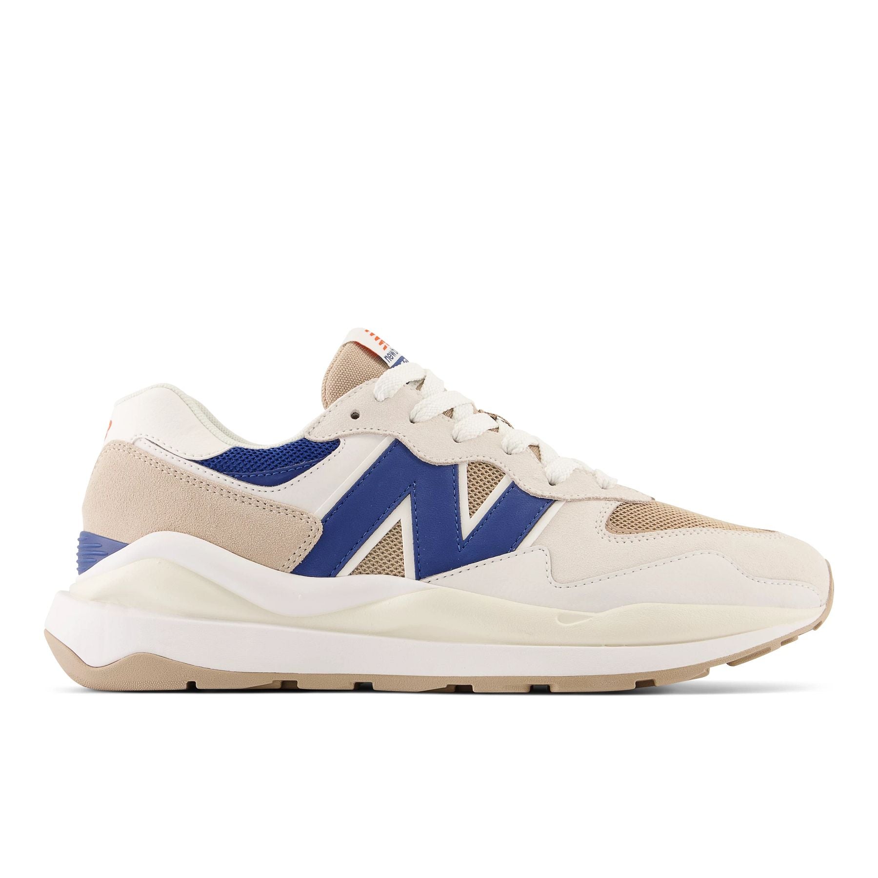 Lateral view of the Men's New Balance lifestyle 5740 shoe in the color Sea Salt