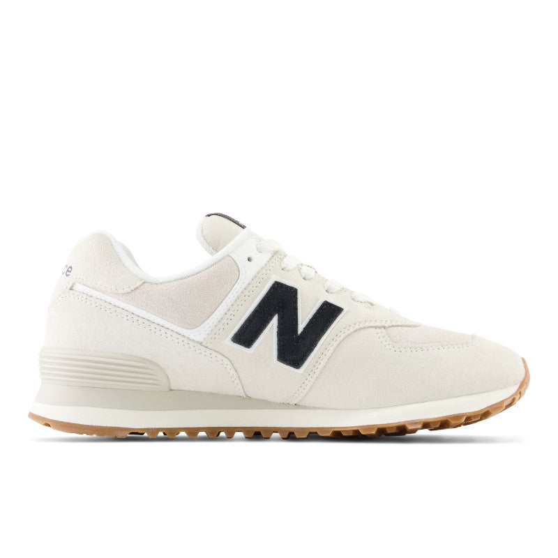 ‘The most New Balance shoe ever’ says it all, right? No, actually. The 574 might be NB's unlikeliest icon. The 574 was built to be a reliable shoe that could do a lot of different things well rather than as a platform for revolutionary technology, or as a premium materials showcase.